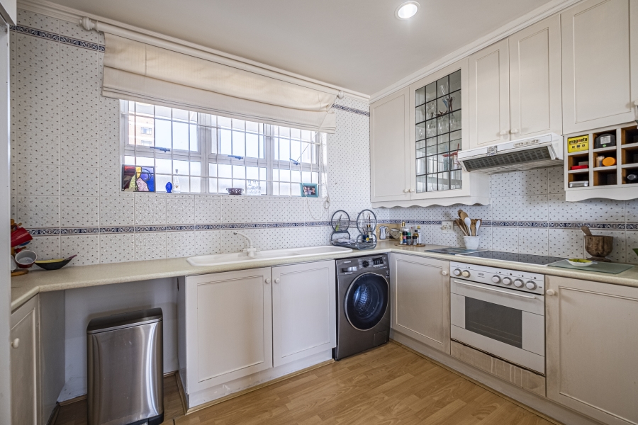 To Let 2 Bedroom Property for Rent in Summerstrand Eastern Cape